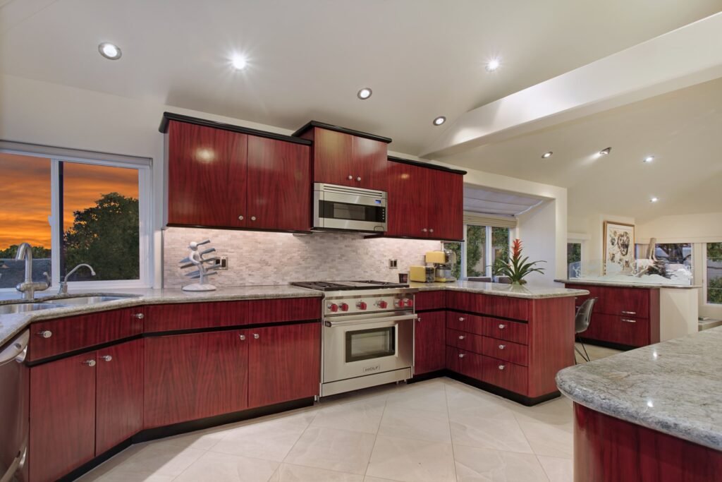Elegant Modern Gourmet Kitchen